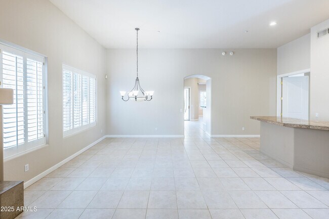 Building Photo - 7369 E Del Acero Dr