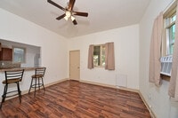 Building Photo - Darling remodeled 1 bedroom!!!