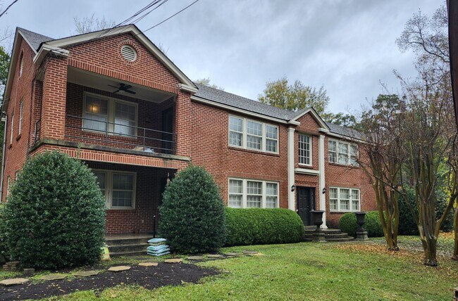 Building Photo - 1032 Felder Ave