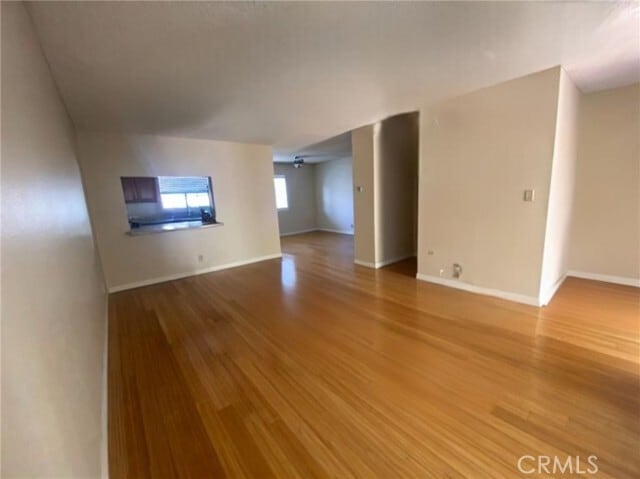 Building Photo - 2931 Plaza del Amo