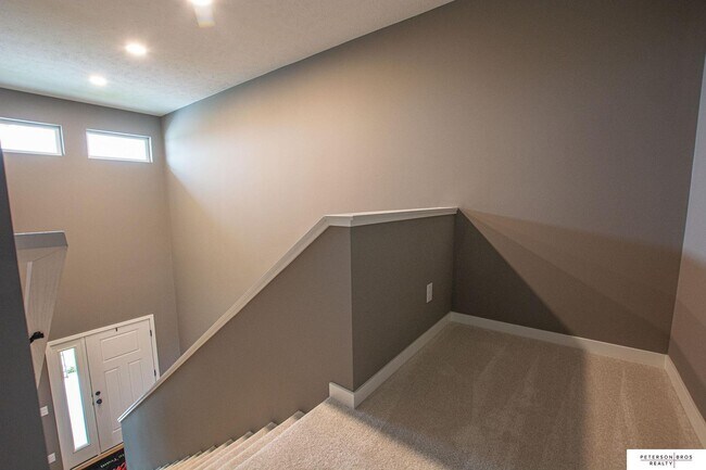 Building Photo - 14802-14804 Willow Street