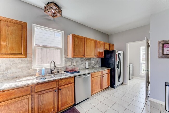 Building Photo - 14403 Cypress Green Dr