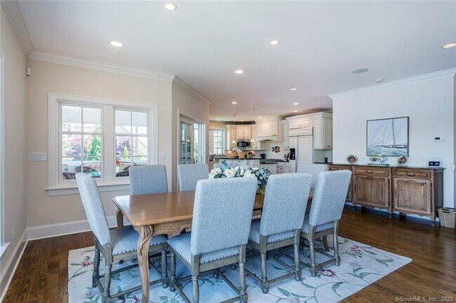 Building Photo - 164 N Lake Shore Dr