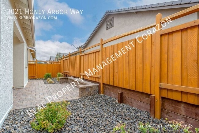 Building Photo - 3021 Honey Arbor Wy