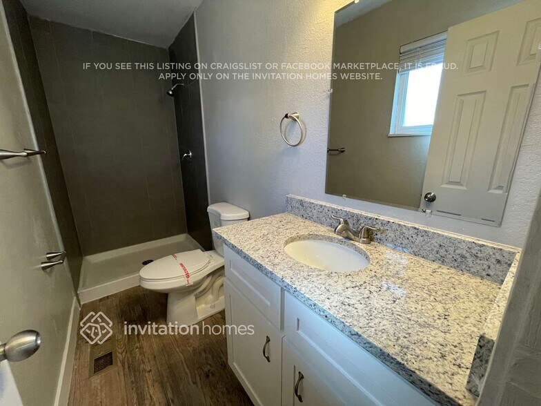 Building Photo - 6840 Millbrook Cir