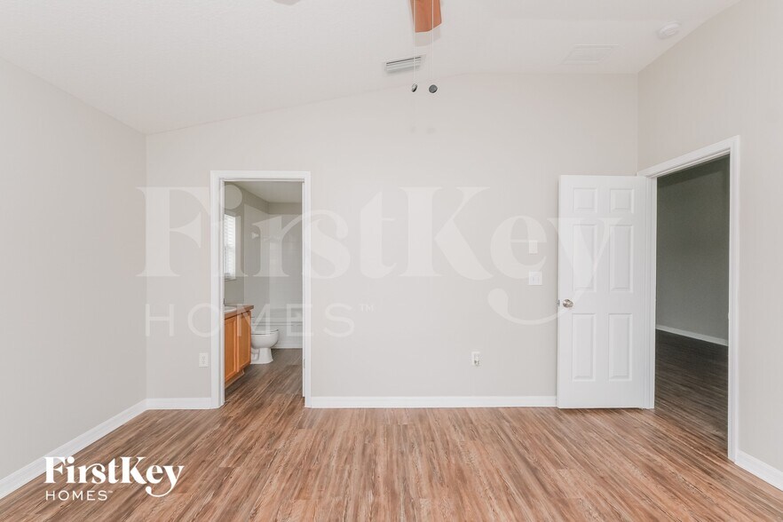 Building Photo - 12007 Butler Woods Cir