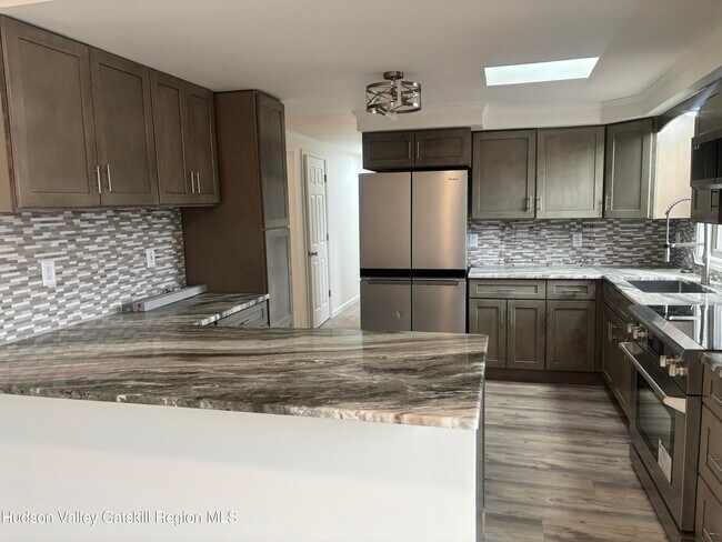 Building Photo - 9254 NY-22