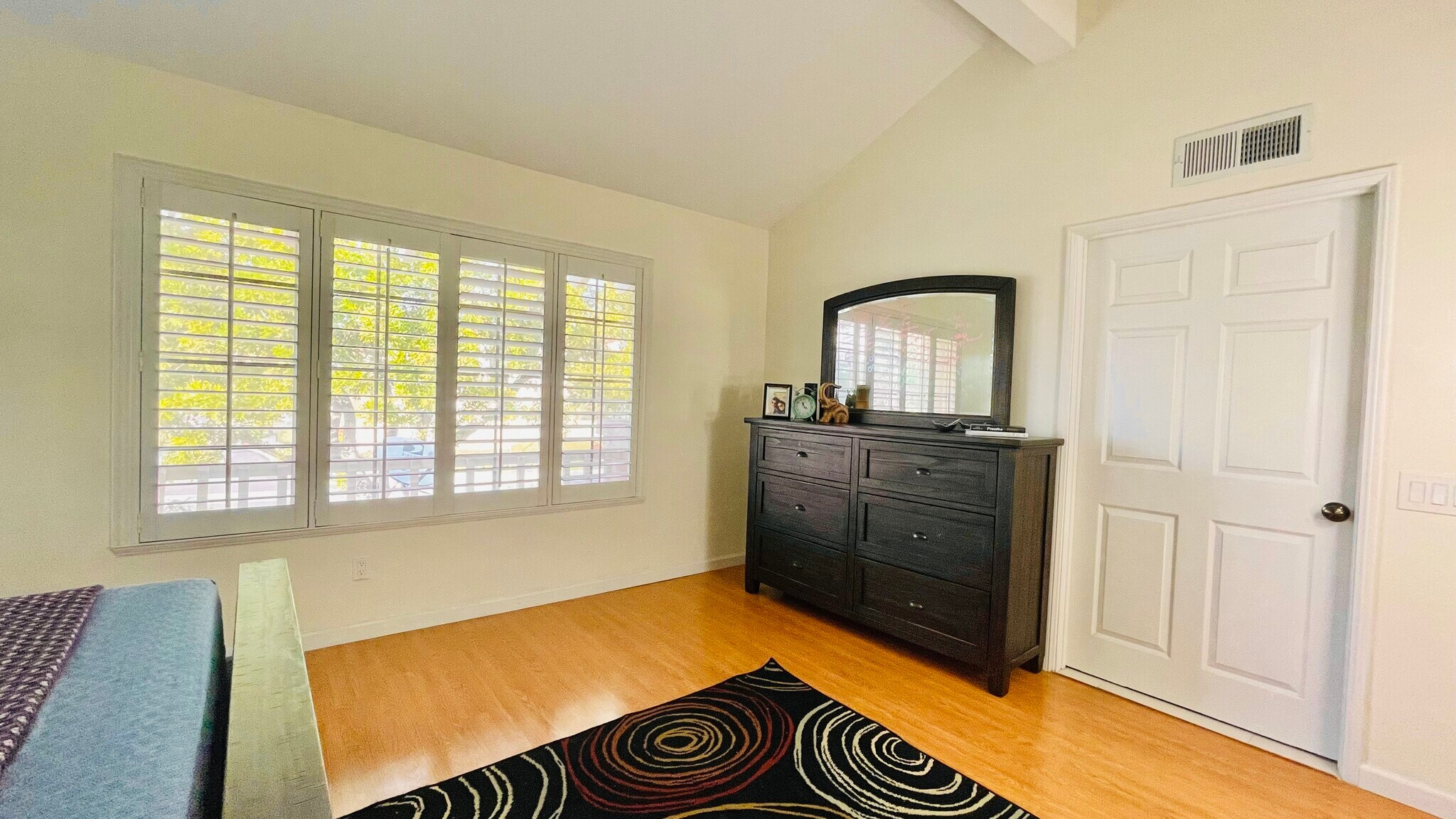 Master Bedroom - 2501 Avenita Alpera