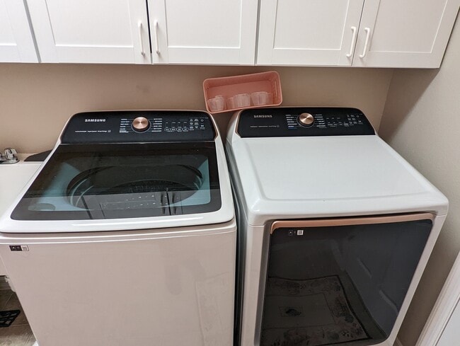 Building Photo - 3156 Brine Way