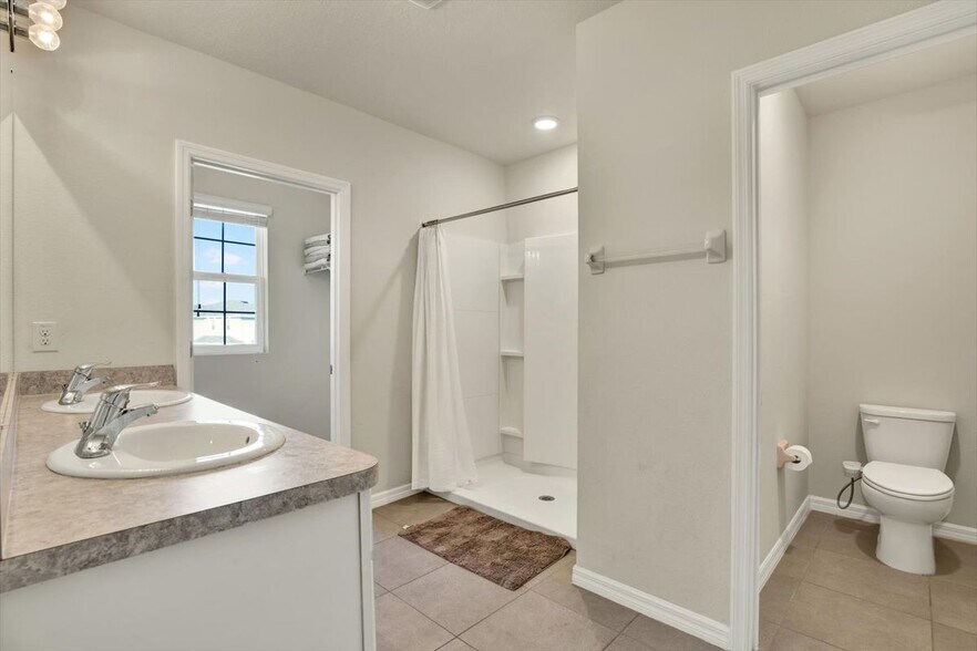 Building Photo - 12029 Myrtle Rock Dr