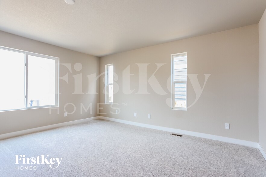 Building Photo - 10512 Horton Dr