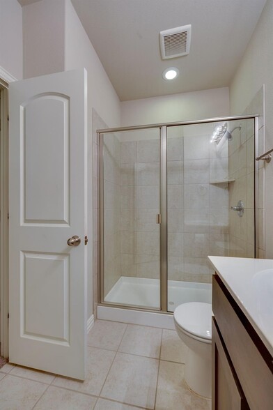 Building Photo - 4411 Samarth St