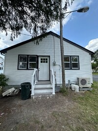 Building Photo - 733 W White Horse Pike