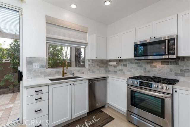 Building Photo - 62 Calle De Los Ninos