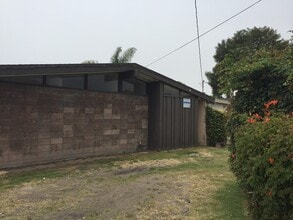 Building Photo - 6835 Trigo Rd