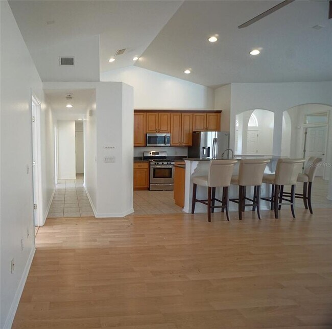 Building Photo - 9632 Greenbank Dr
