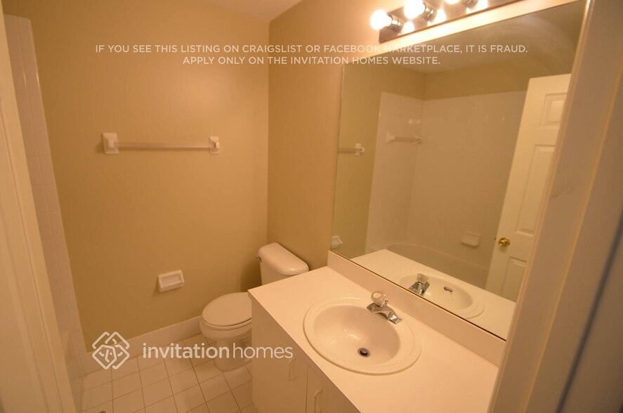 Building Photo - 6511 Pelican Ave