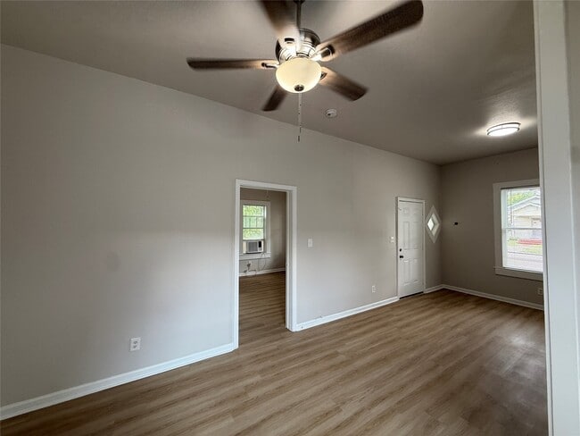 Building Photo - 7427 Avenue I