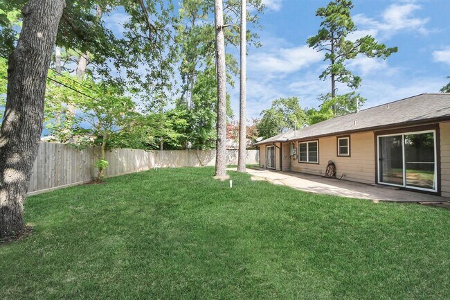 Building Photo - 12811 Butterfly Ln