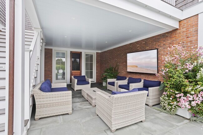 Building Photo - 3 Old Mill Ct