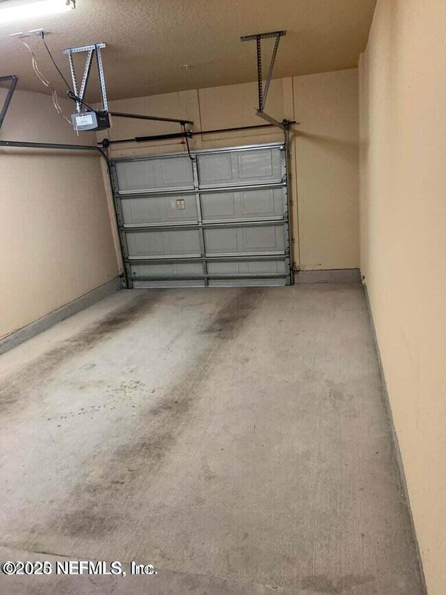 Building Photo - 5617 Bowden Rd