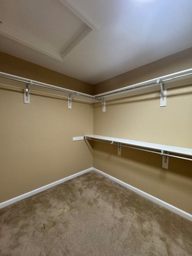 Building Photo - Beautiful 4 Bedroom Home with Solar – North Natomas