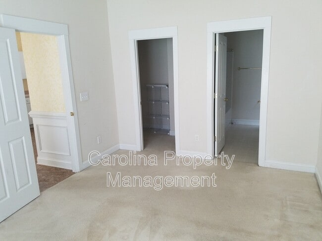 Building Photo - 11355 Deer Ridge Ln