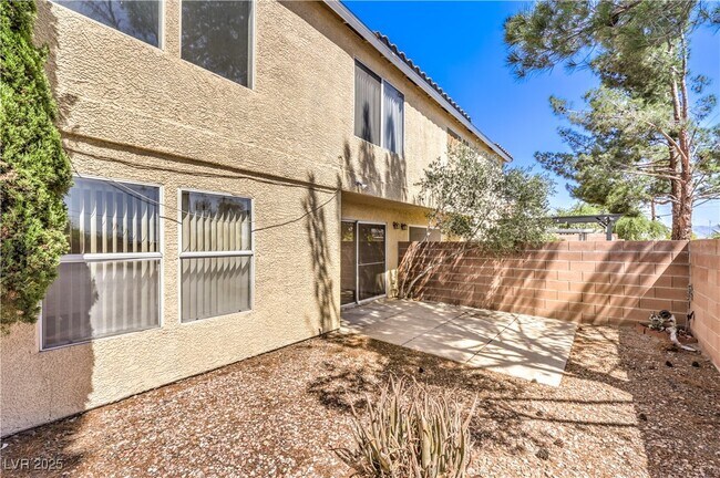 Building Photo - 1452 Rothwell Ct