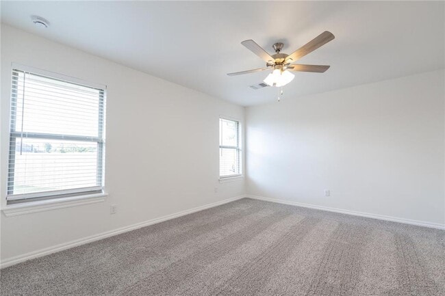 Building Photo - Brand New Taber Home + Norman + 3 Bedrooms...