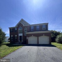 Building Photo - 408 Eagles Nest Way