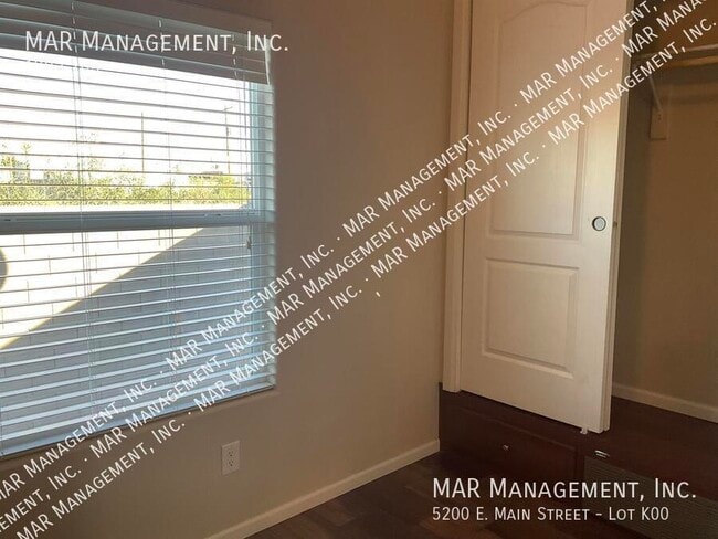 Building Photo - 5200 E Main St