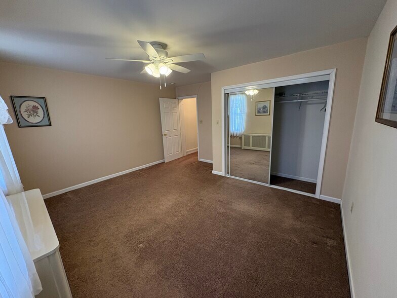 Front bedroom 2nd floor - 248 State St