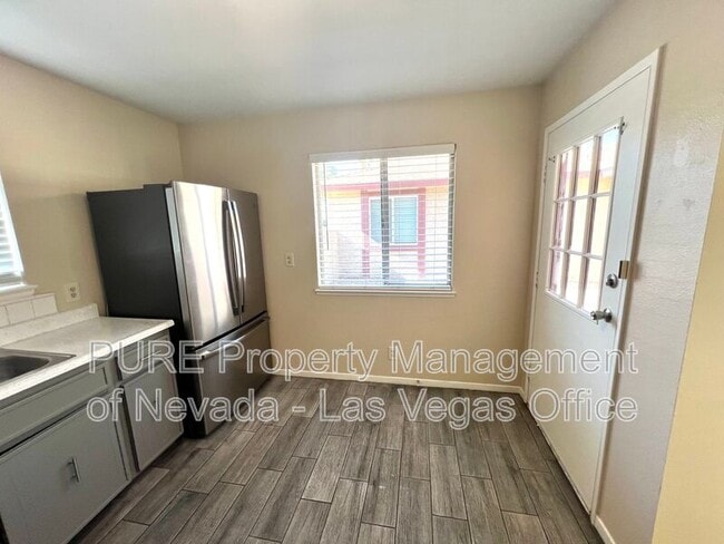 Building Photo - 5614 Reuben St