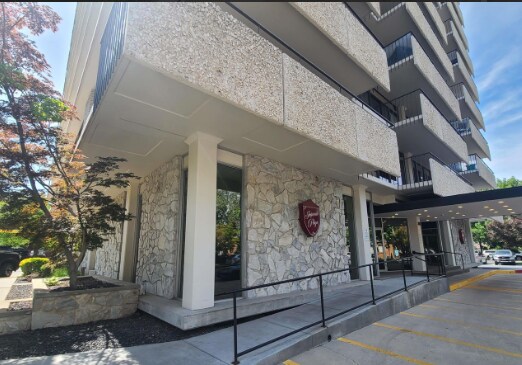 Building Photo - 200 N 3rd St