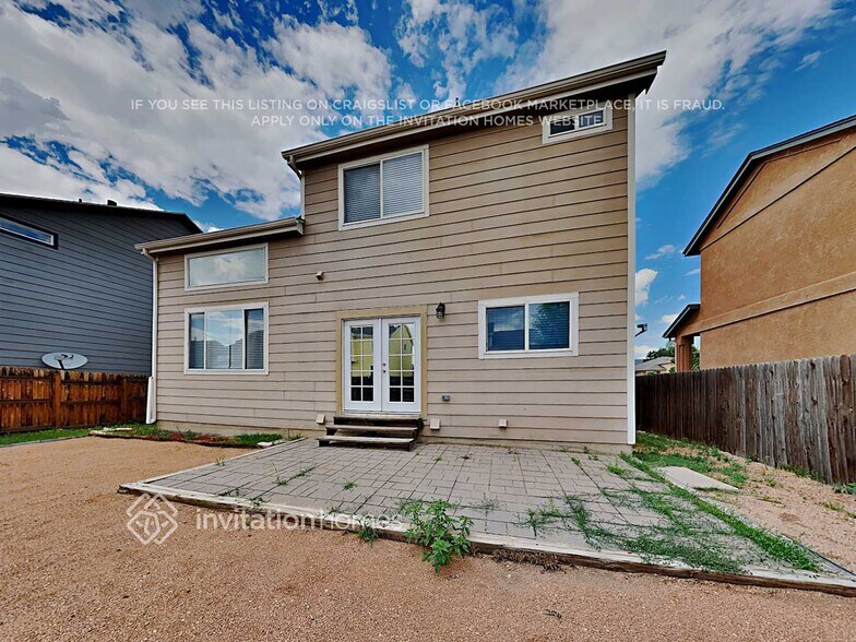Building Photo - 1910 Woodpark Dr