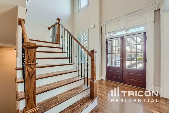 Building Photo - 3893 Ridge Grove Way