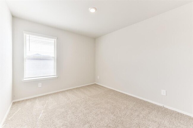 Building Photo - 16524 Cascading Pnes Ct