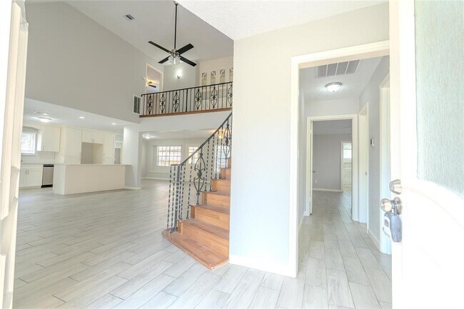 Building Photo - 19314 Enchanted Oaks Dr