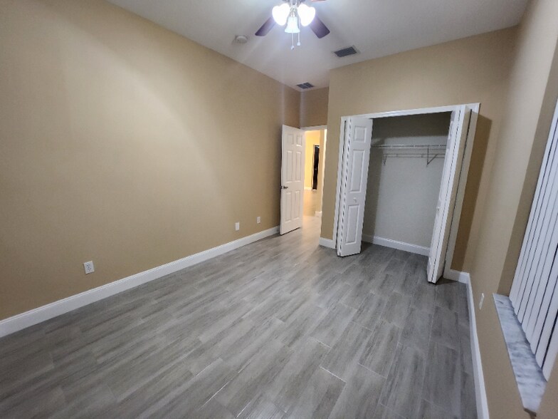 Building Photo - 8365 104th Ct