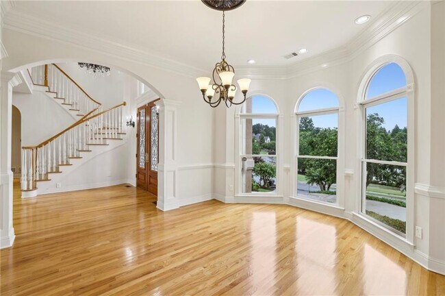 Building Photo - 2503 Regency Lake Dr