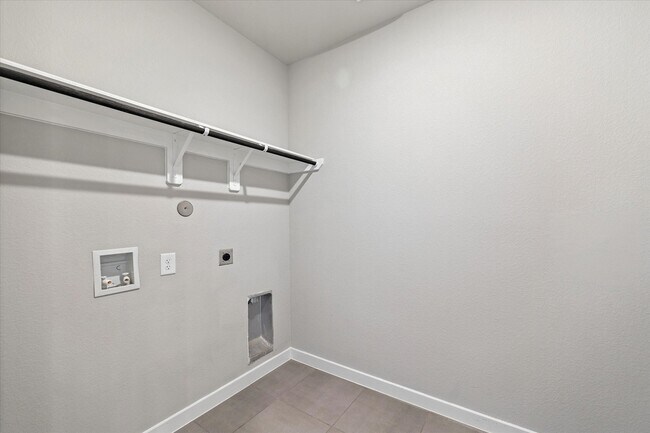 Building Photo - 1510 King Rnch Rd