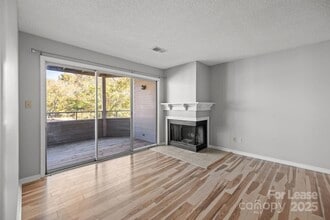 Building Photo - 2505 Stockbridge Dr