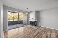 Building Photo - 2505 Stockbridge Dr