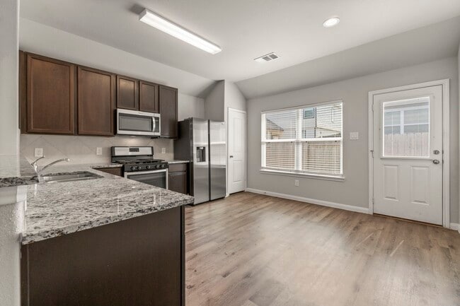 Building Photo - 13522 Luke Pr Ct
