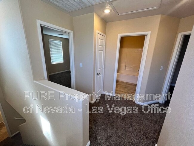 Building Photo - 4970 Volcanic Rock Ln