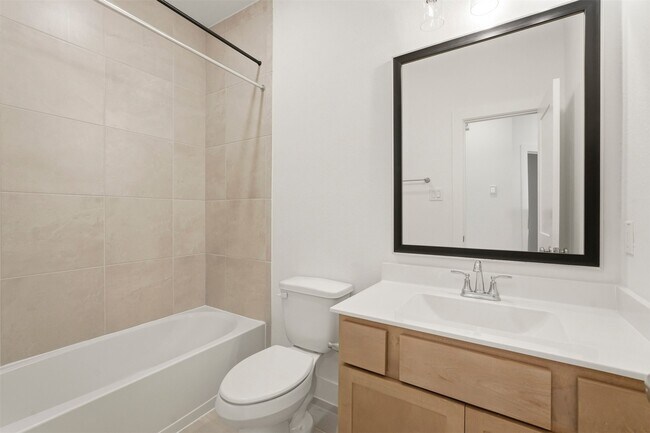 Building Photo - 10035 Crescendo Wy