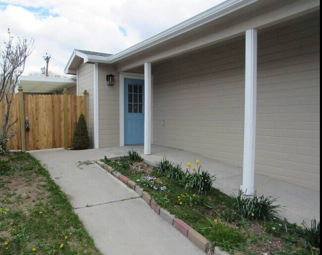 Building Photo - 3920 Robitaille Ct