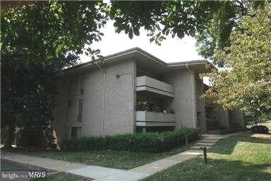 Building Photo - 110 Birch St