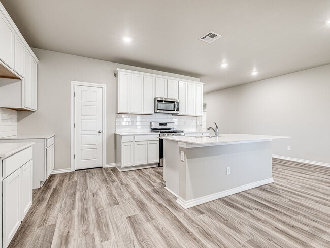 Building Photo - 14500 Travertine Fls Ln