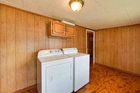Building Photo - 141 Sunflower Ct